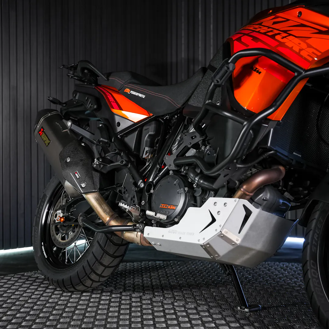 2014 KTM Super Adventure 1190 — KTM Adventure - GF14YBJ-2.JPG