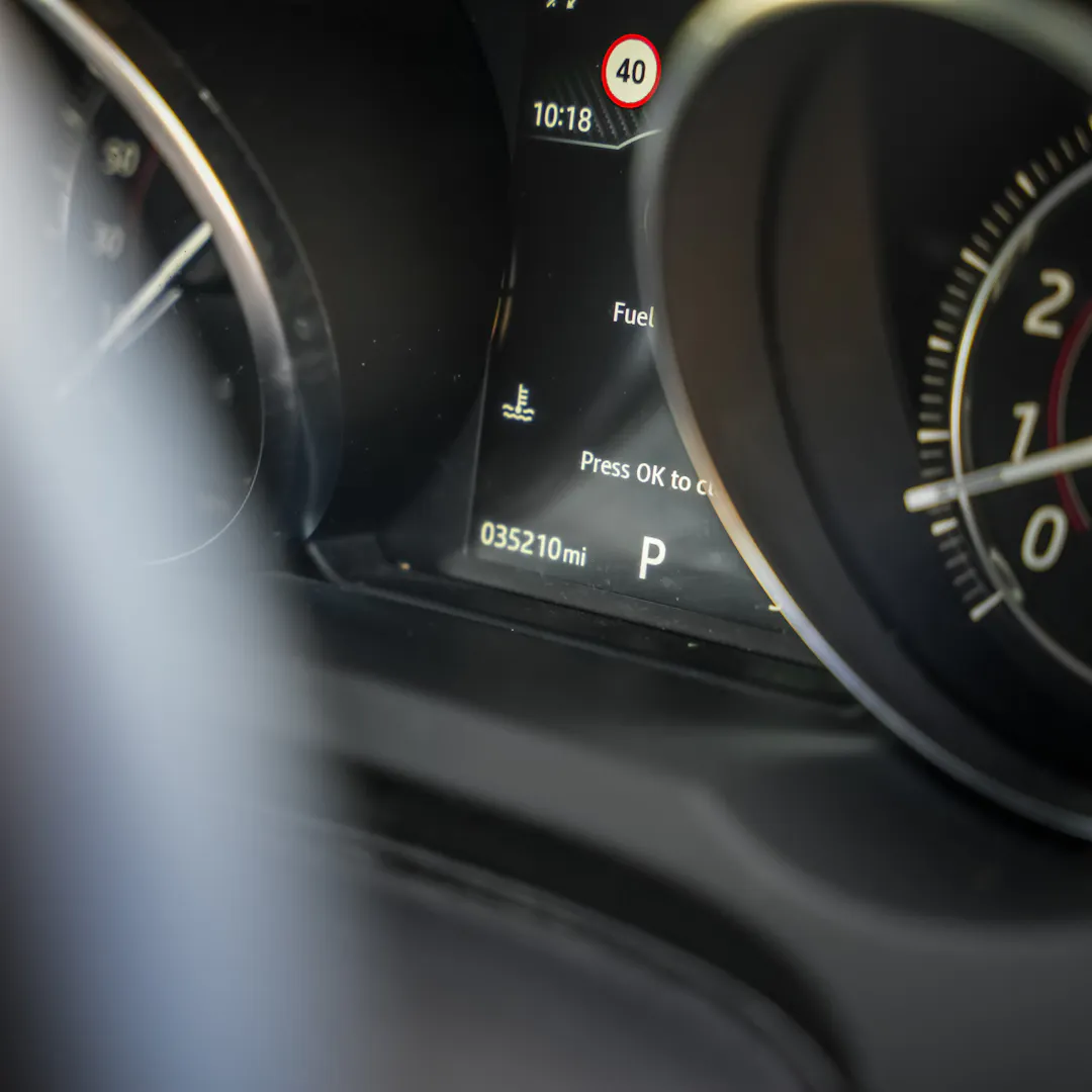 2020 JAGUAR F TYPE V6 R-DYNAMIC + £2,000 — Jaguar F Type - CV70HPJ-9.JPG
