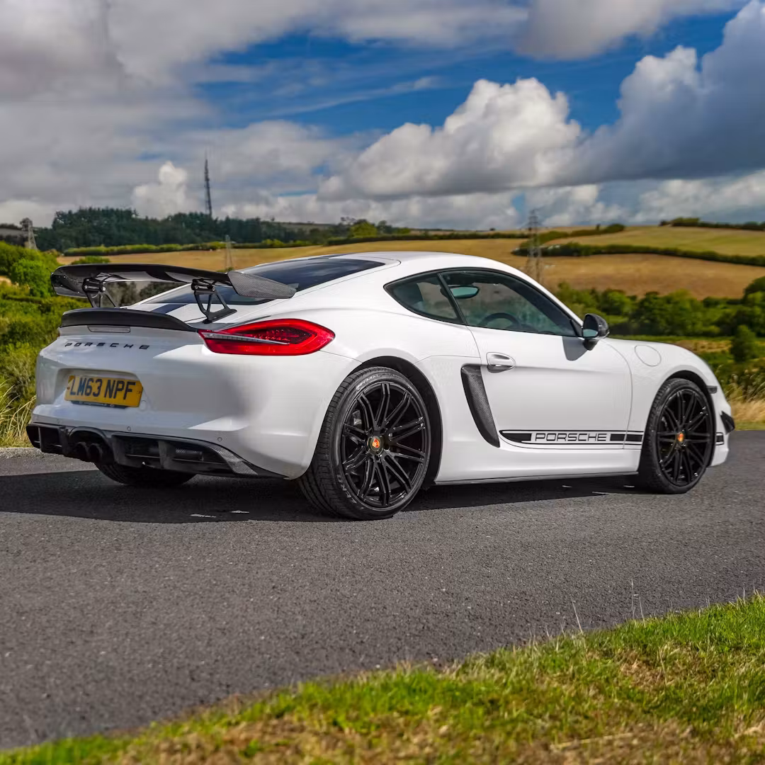 2013 PORSCHE CAYMAN 981 2.7 + £2,000 — Porsche Cayman - LM63NPF-21.JPG