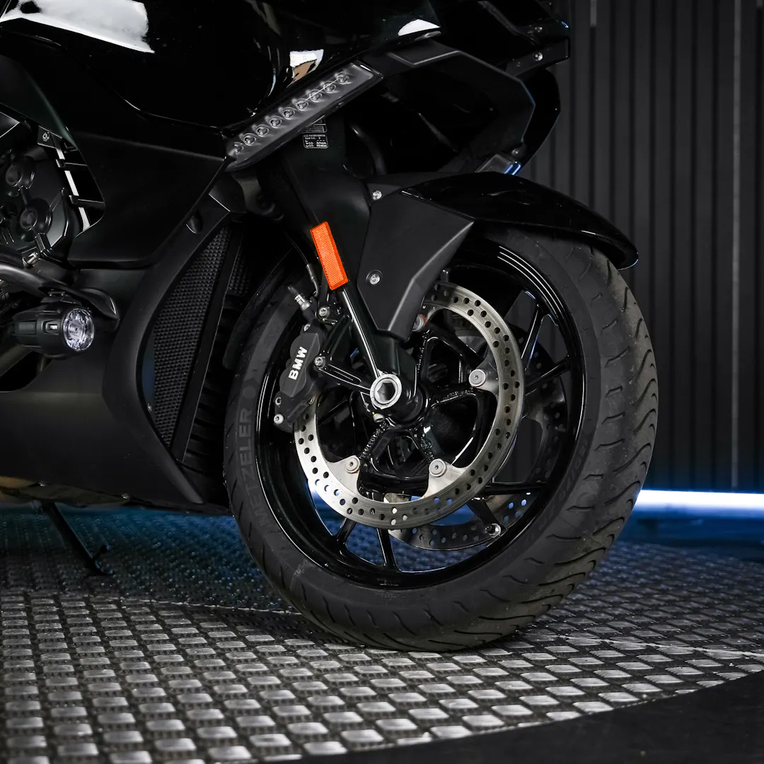 2024 BMW K1600 Bagger + £1,000 — BMW GRAND AMERICA - FH24LCK.JPG