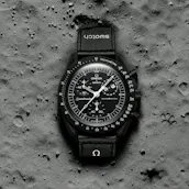SWATCH X OMEGA SNOOPY MOONPHASE BLACK