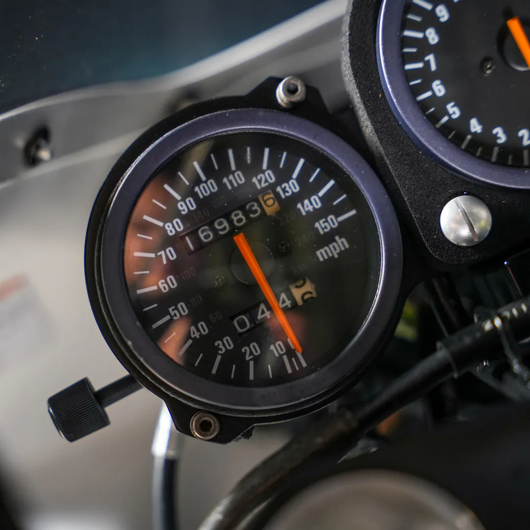 1991 Suzuki RGV 250 - LOW ODDS