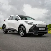 2025 TOYOTA C-HR Design SUV + £1,000