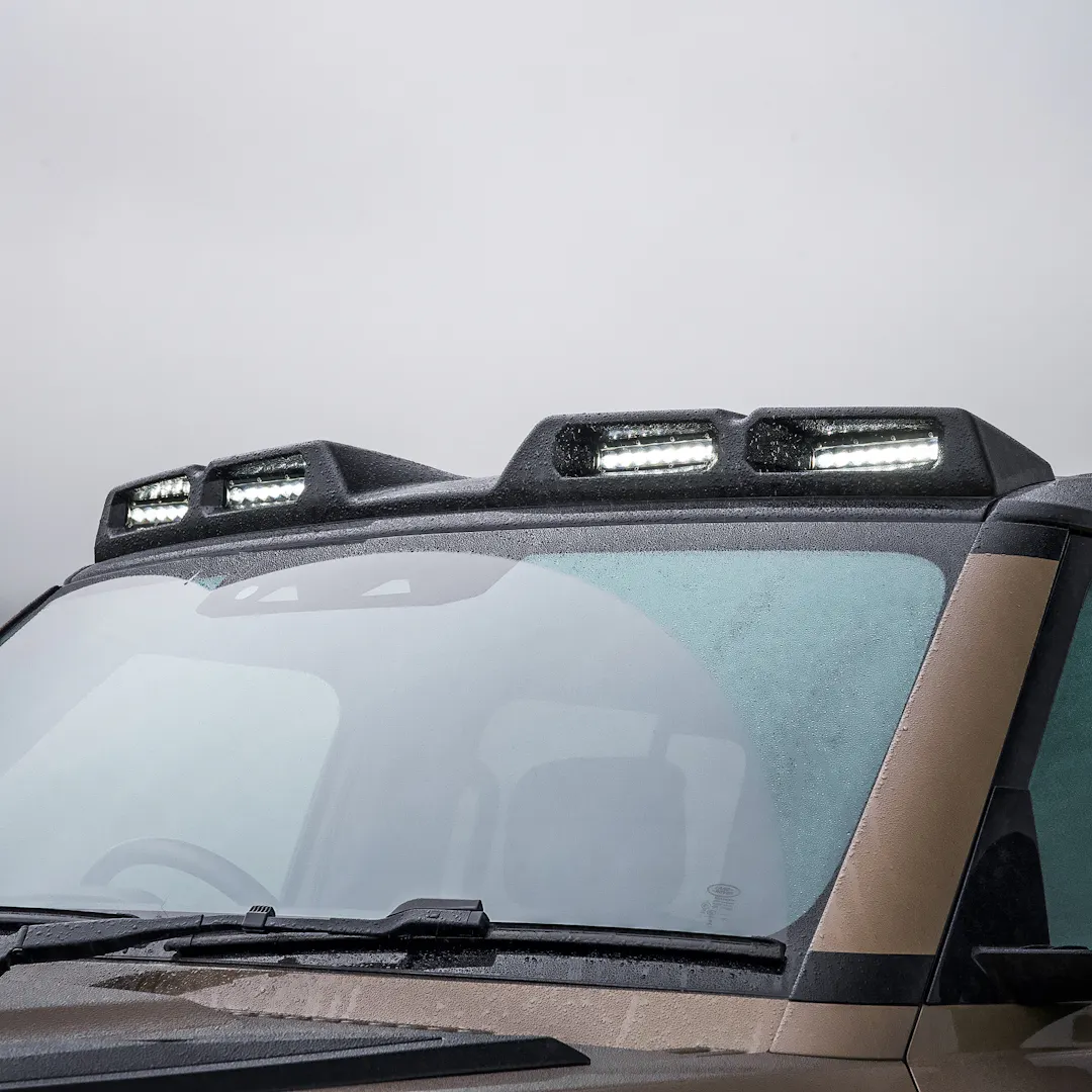 2024 Land Rover Defender 110 Obsidian + £5000