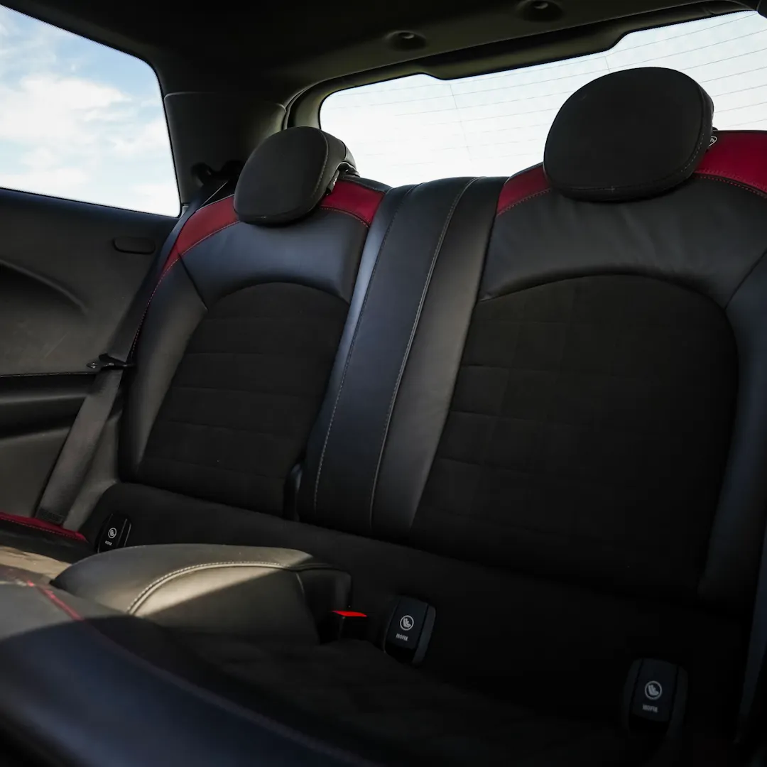 2017 MINI JOHN COOPER WORKS + £1,000