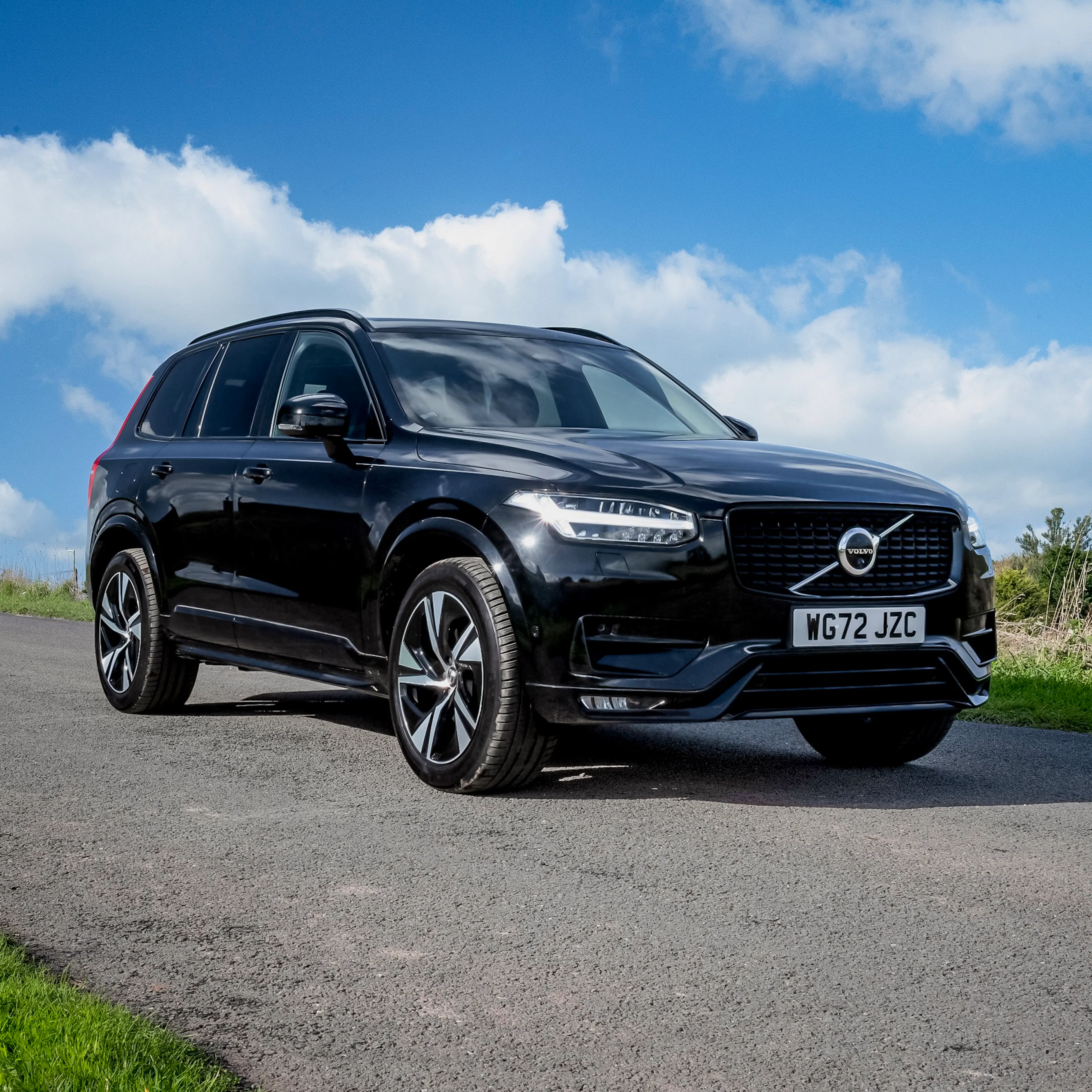Joe Thorn - 2022 VOLVO XC90 B5 7 SEATER + £1,000