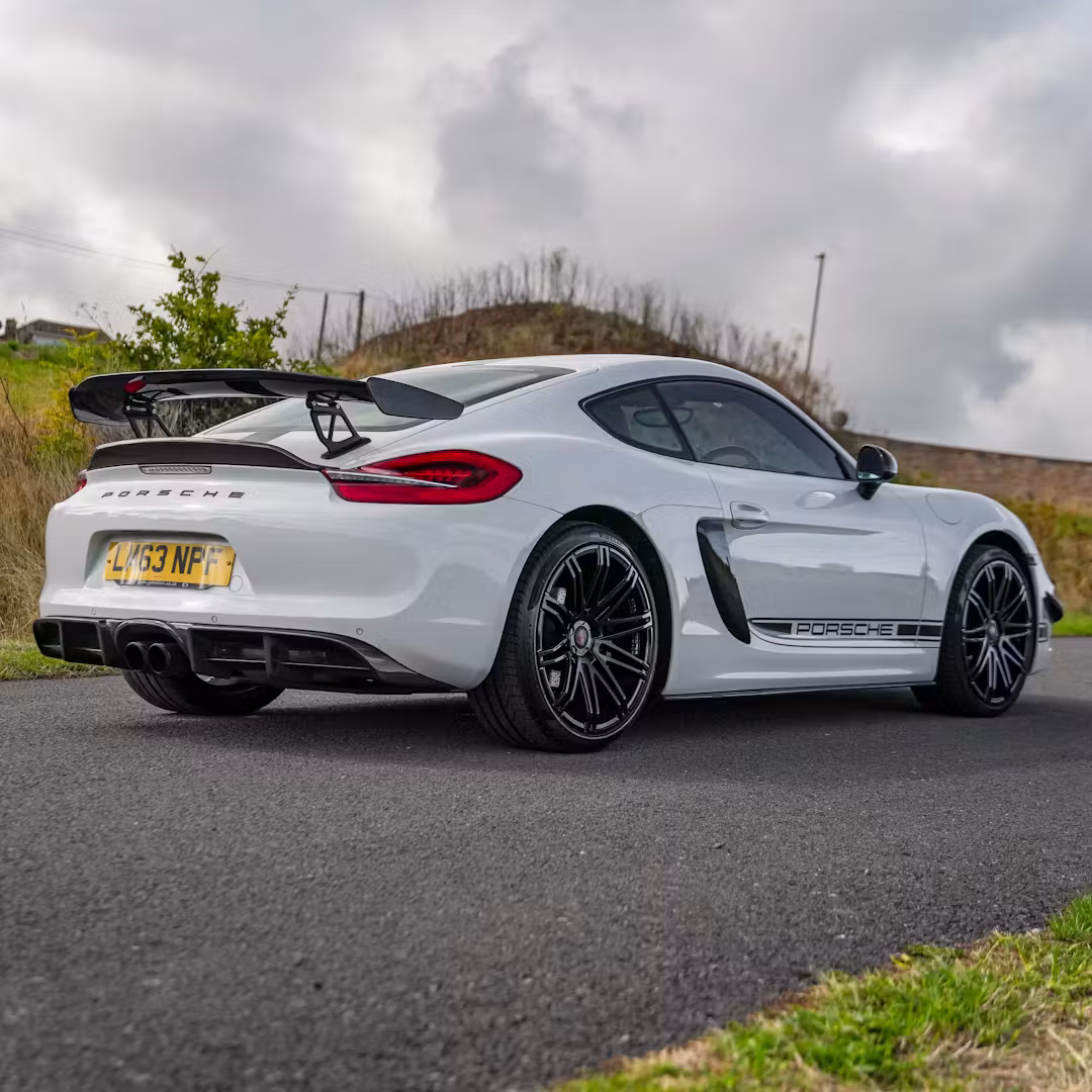 2013 PORSCHE CAYMAN 981 2.7 + £2,000 — Porsche Cayman - LM63NPF-3.JPG