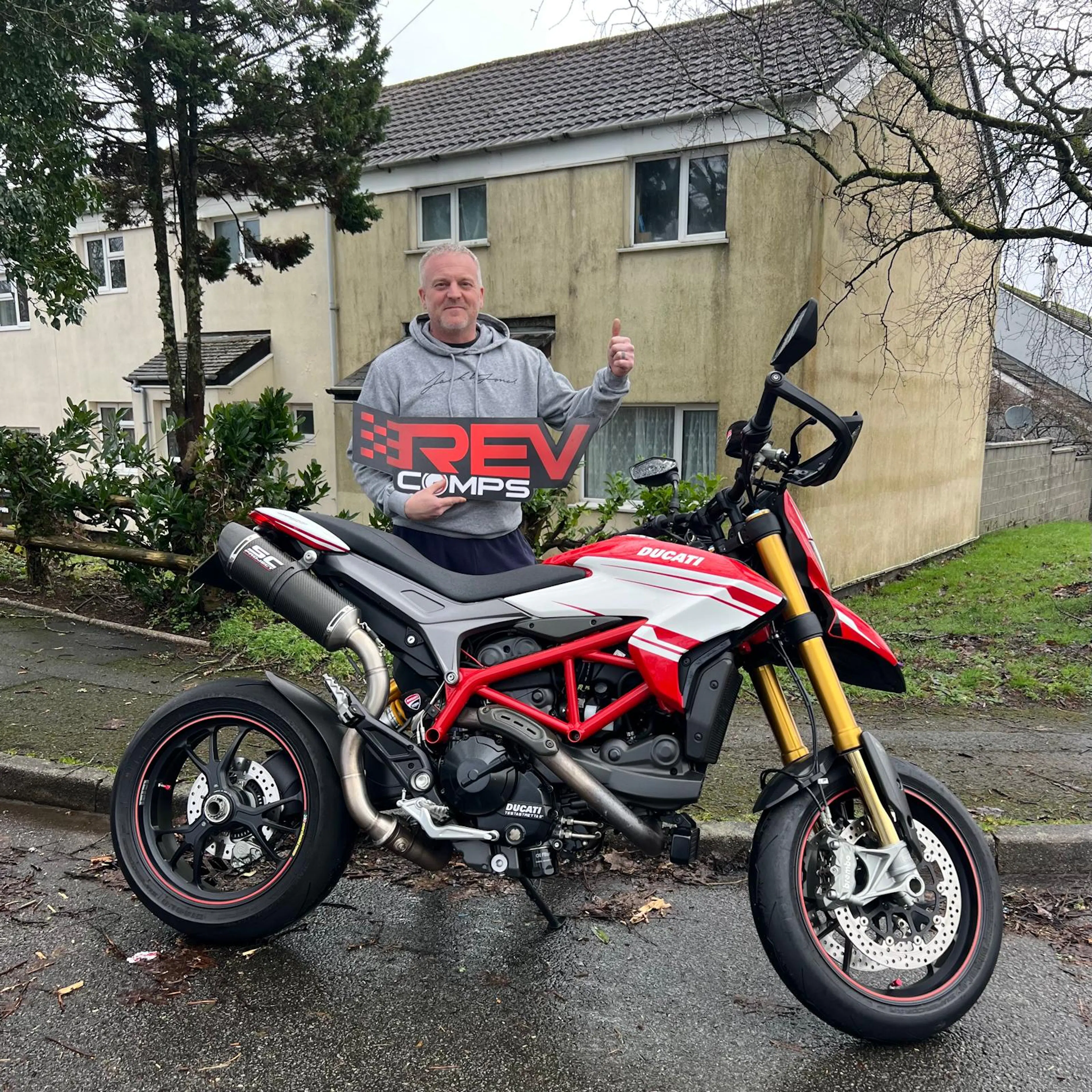 Phil Medgett - 2016 DUCATI HYPERMOTARD 939 SP - LOW ODDS