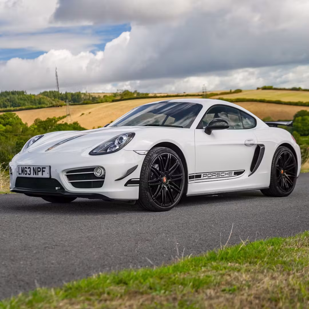 2013 PORSCHE CAYMAN 981 2.7 + £2,000 — Porsche Cayman - LM63NPF-8.JPG