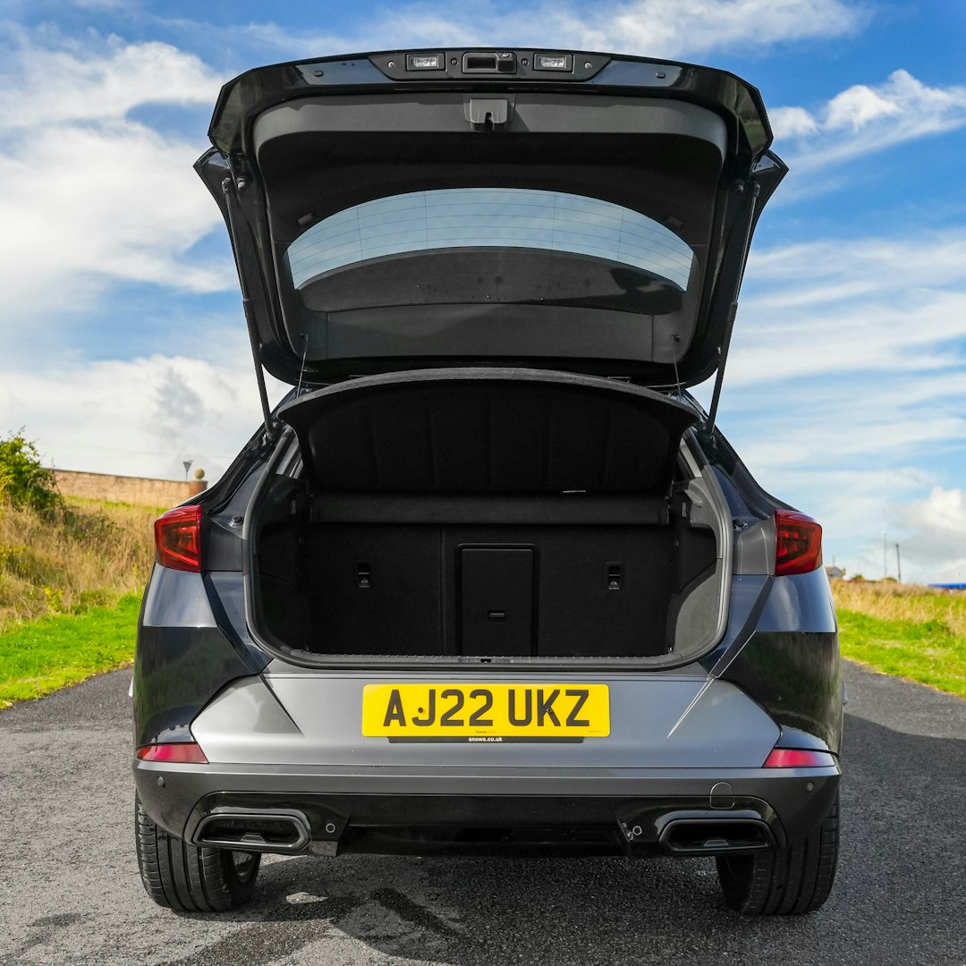 2022 CUPRA FORMENTOR V2 TSI DSG + £2,000