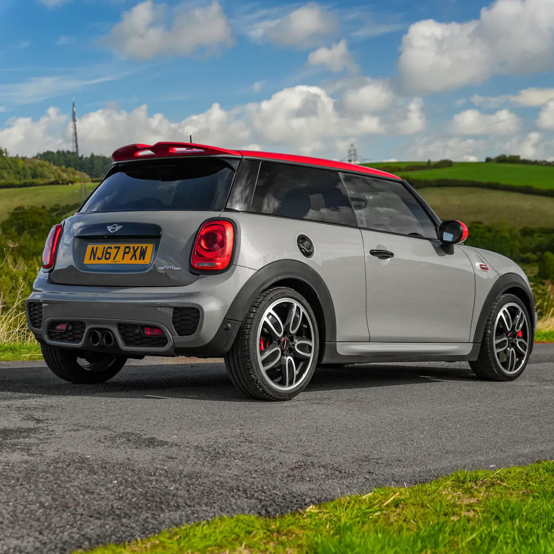 2017 MINI JOHN COOPER WORKS + £1,000