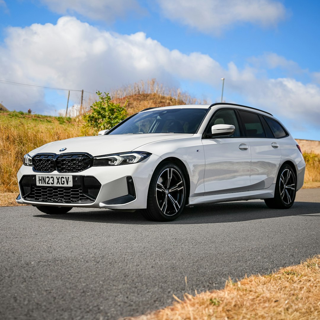 2023 BMW 320D M Sport Touring + £2,000
