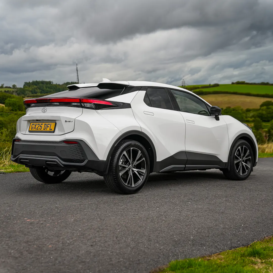 2025 TOYOTA C-HR Design SUV + £1,000