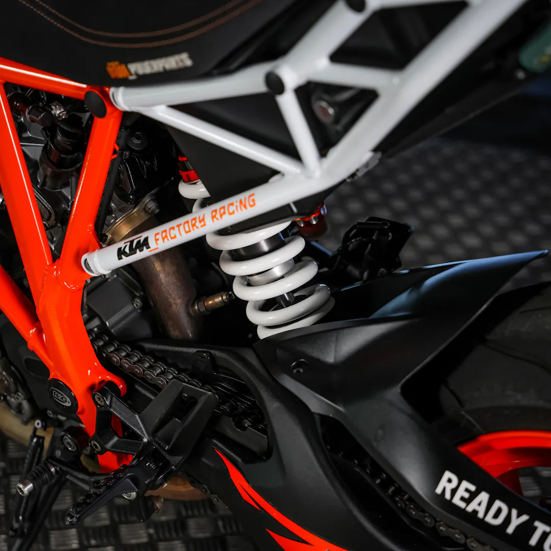 2018 KTM SUPERDUKE 1290R — Ktm 1290 Super Duke R - BD18PBU-10.JPG