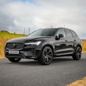 2025 VOLVO XC60 BLACK EDITION B5 AWD + £2,000
