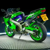 2000 KAWASAKI ZX900 - LOW ODDS