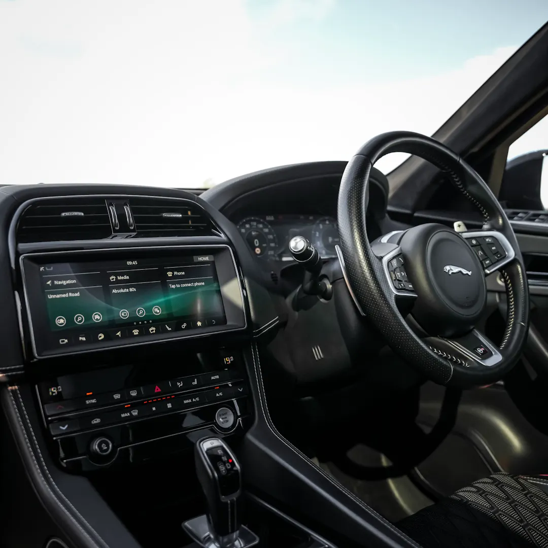 2020 Jaguar F-PACE SVR