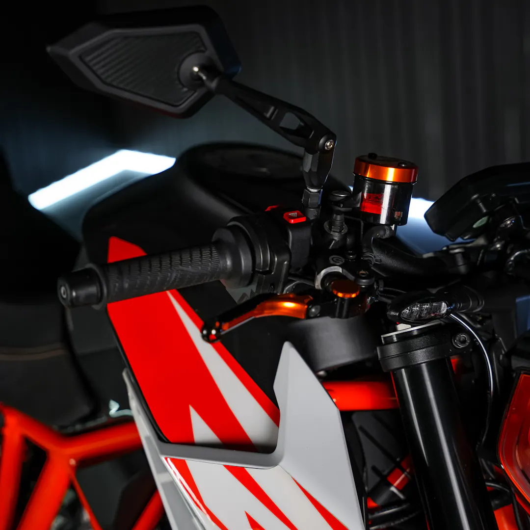 2018 KTM SUPERDUKE 1290R — Ktm 1290 Super Duke R - BD18PBU-6.JPG