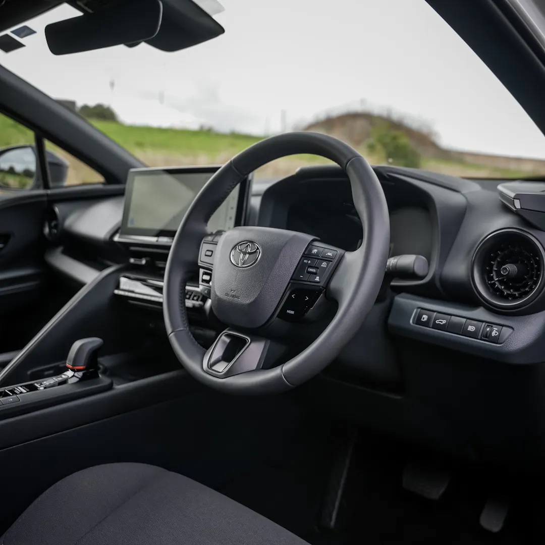 2025 TOYOTA C-HR Design SUV + £1,000