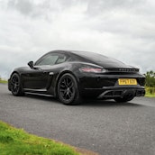 2017 PORSCHE 718 CAYMAN + £2,000