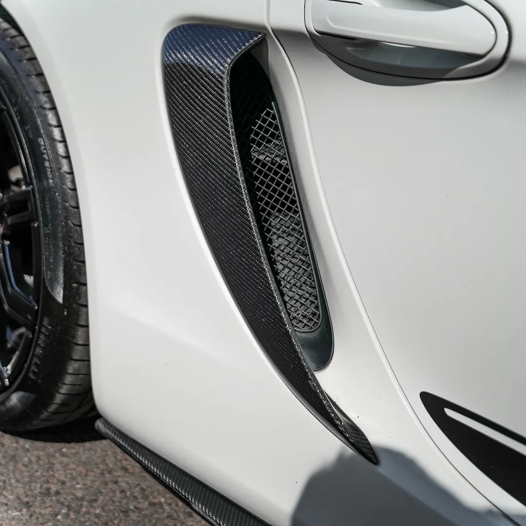 2013 PORSCHE CAYMAN 981 2.7 + £2,000 — Porsche Cayman - LM63NPF-24.JPG