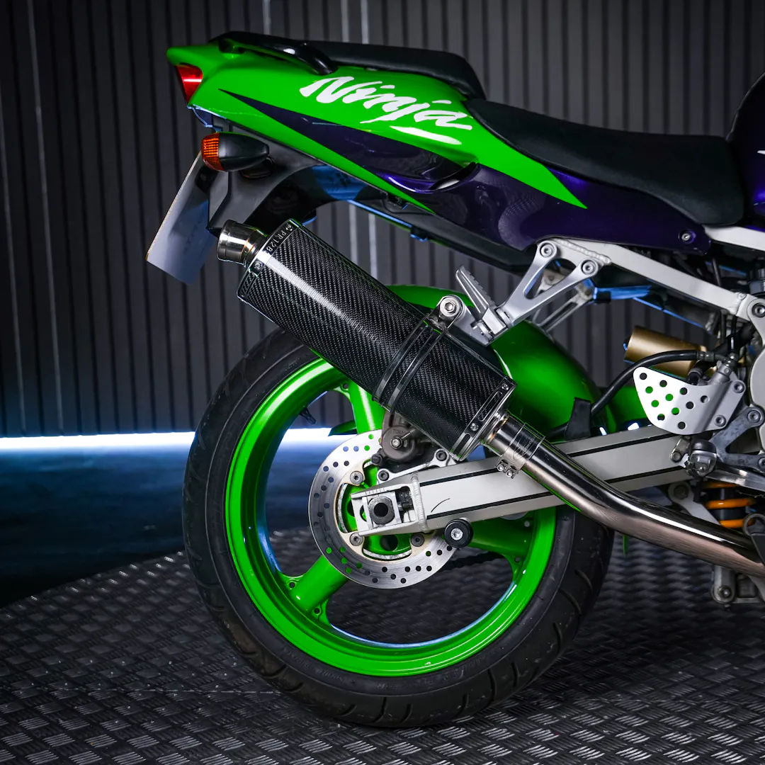 2000 KAWASAKI ZX900 - LOW ODDS
