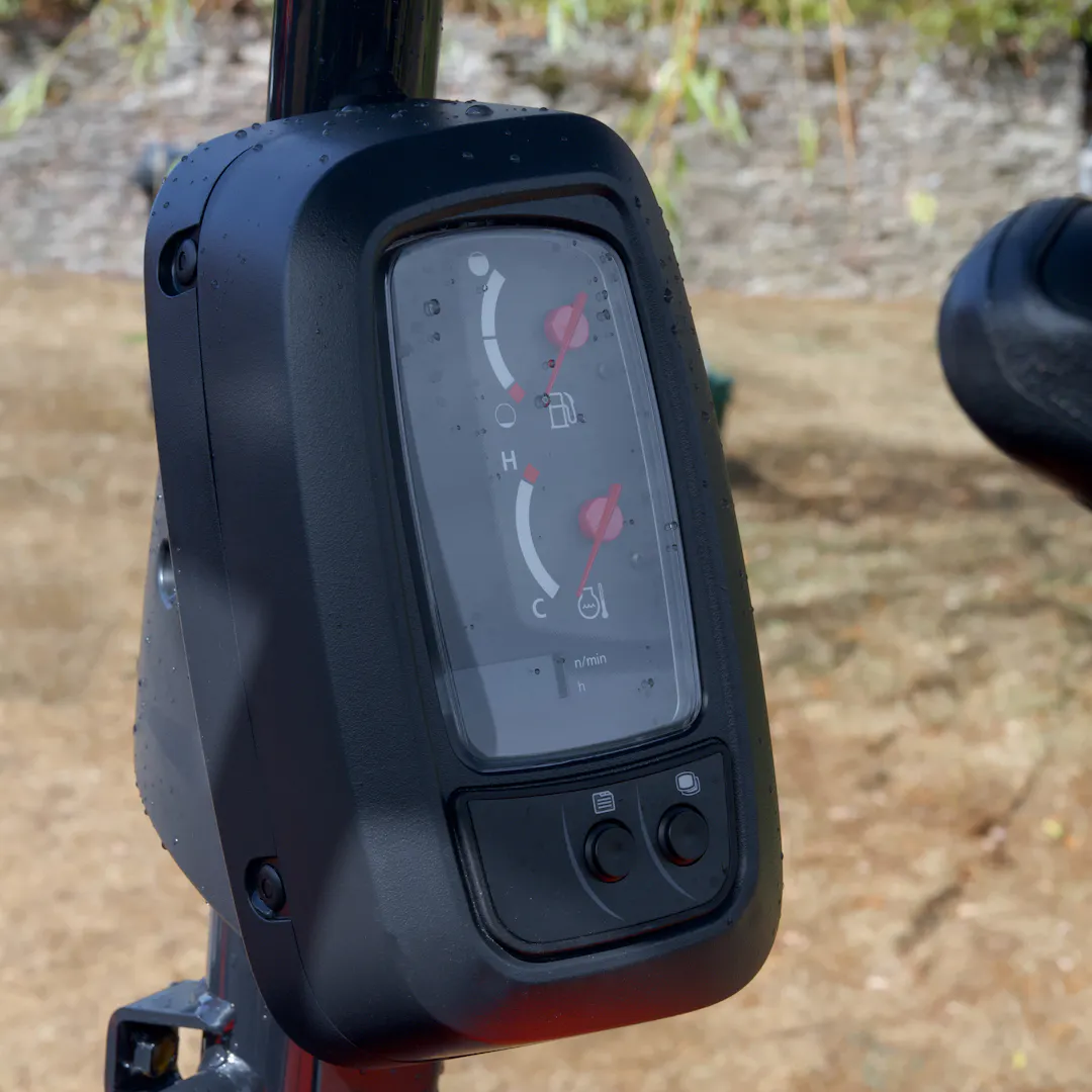 Kubota digger and trailer — supporting view 7