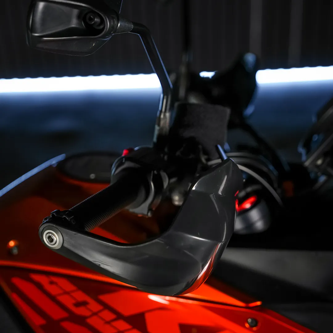 2014 KTM Super Adventure 1190 — KTM Adventure - GF14YBJ-5.JPG