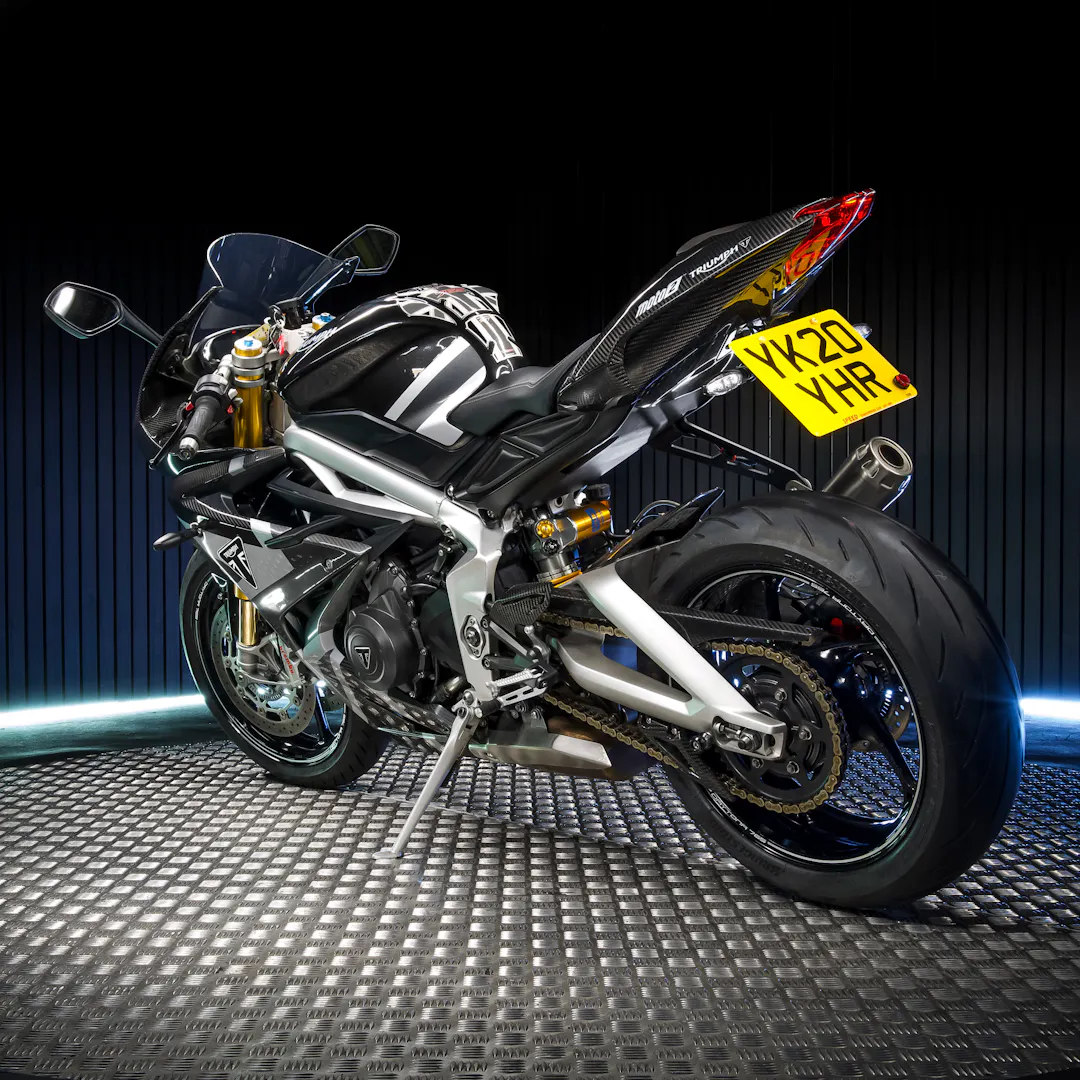 2020 TRIUMPH DAYTONA MOTO2 765 LIMITED EDITION gallery image