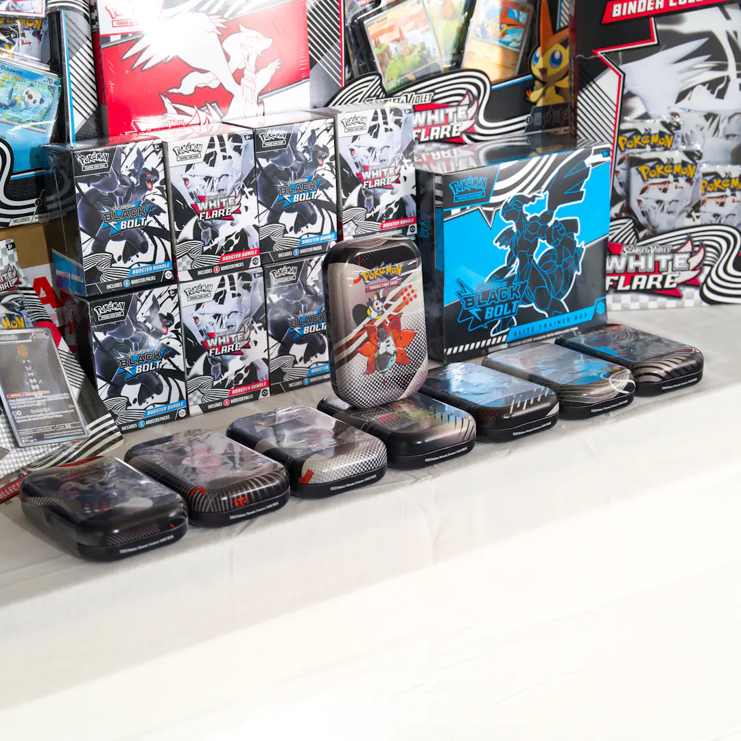 MEGA NEW AND SEALED POKEMON TCG BLACK BOLT & WHITE FLARE BUNDLE