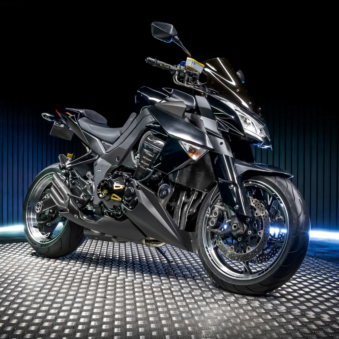 2012 KAWASAKI Z1000 STREETFIGHTER — Main - V331EBJ.jpeg