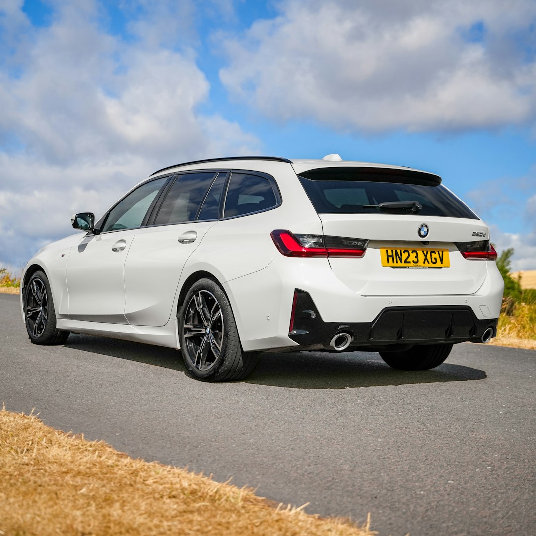 2023 BMW 320D M Sport Touring + £2,000