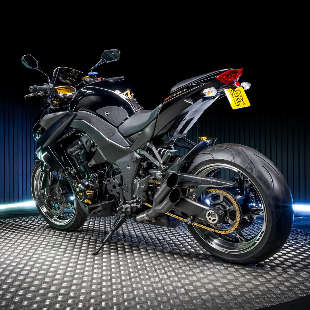 2012 KAWASAKI Z1000 STREETFIGHTER — Kawasaki Z1000 BE - VO12UPX-03.jpeg