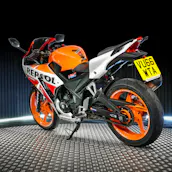2016 REPSOL HONDA CBR300 gallery image