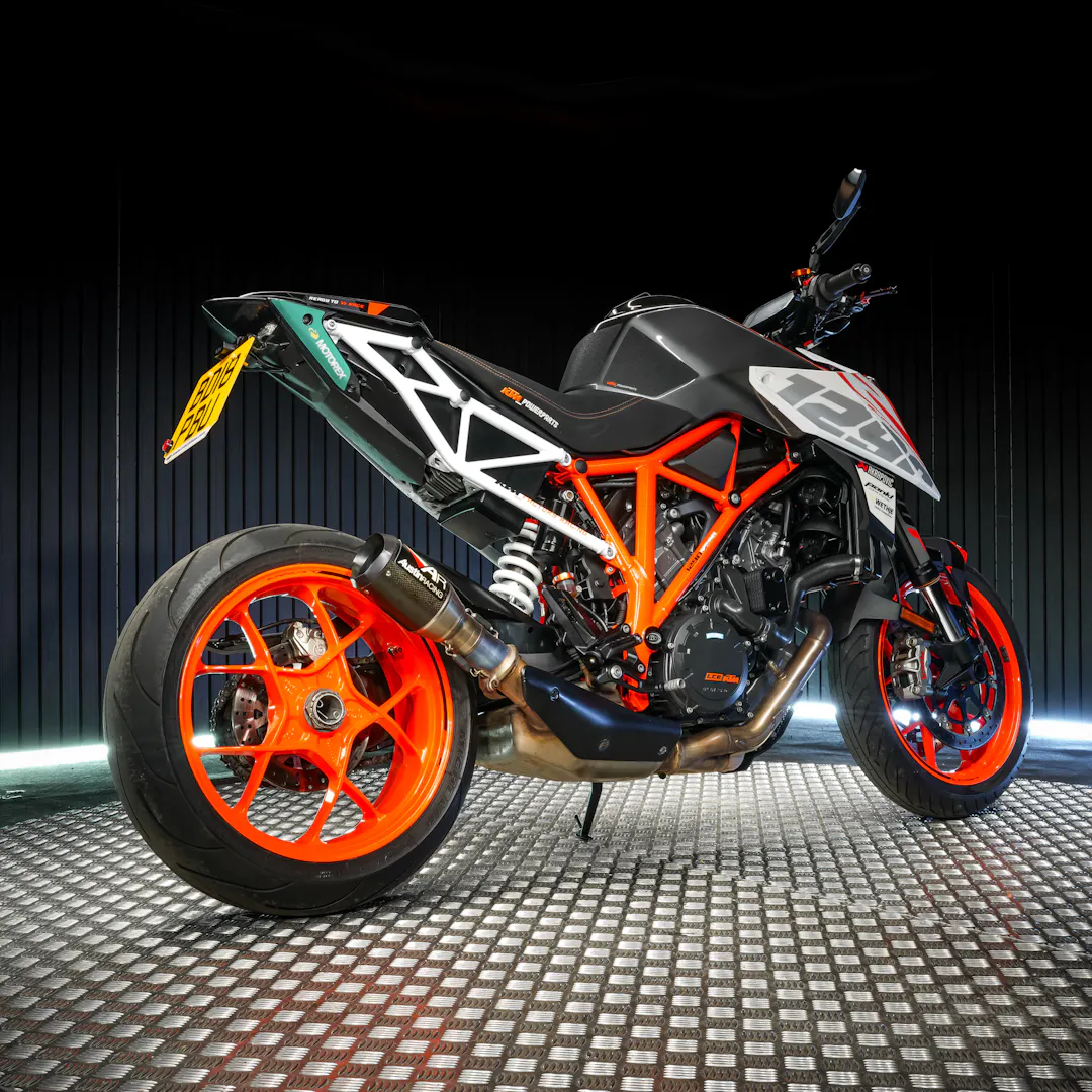 2018 KTM SUPERDUKE 1290R — Ktm 1290 Super Duke R - BD18PBU-14.JPG