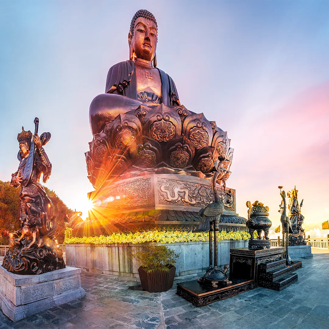 VIETNAM EXPERIENCE THE MAGIC OF SOUTH ASIA + £1000