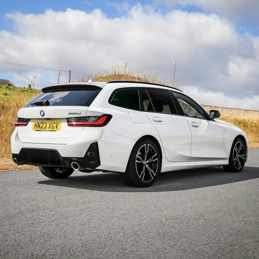 2023 BMW 320D M Sport Touring + £2,000