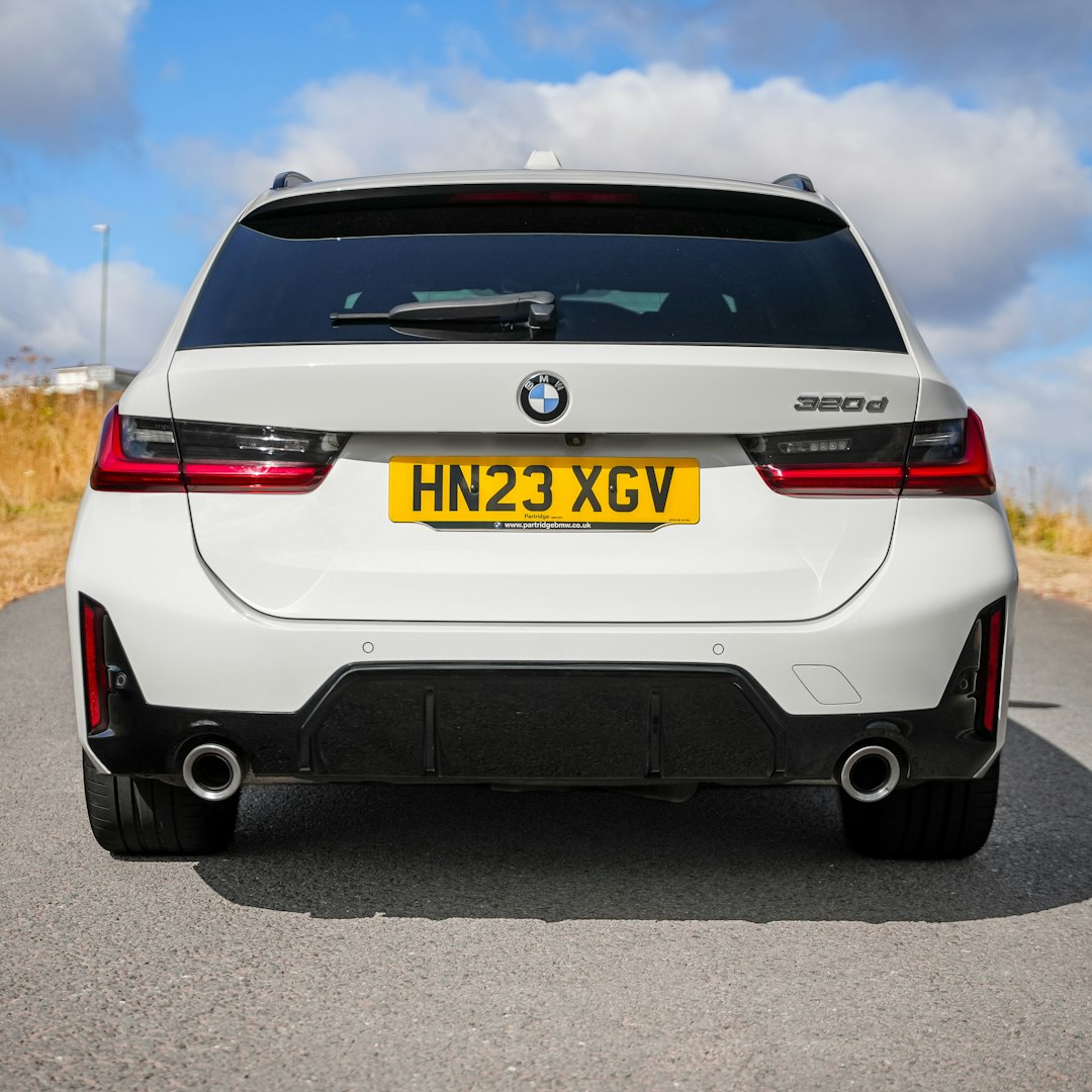 2023 BMW 320D M Sport Touring + £2,000