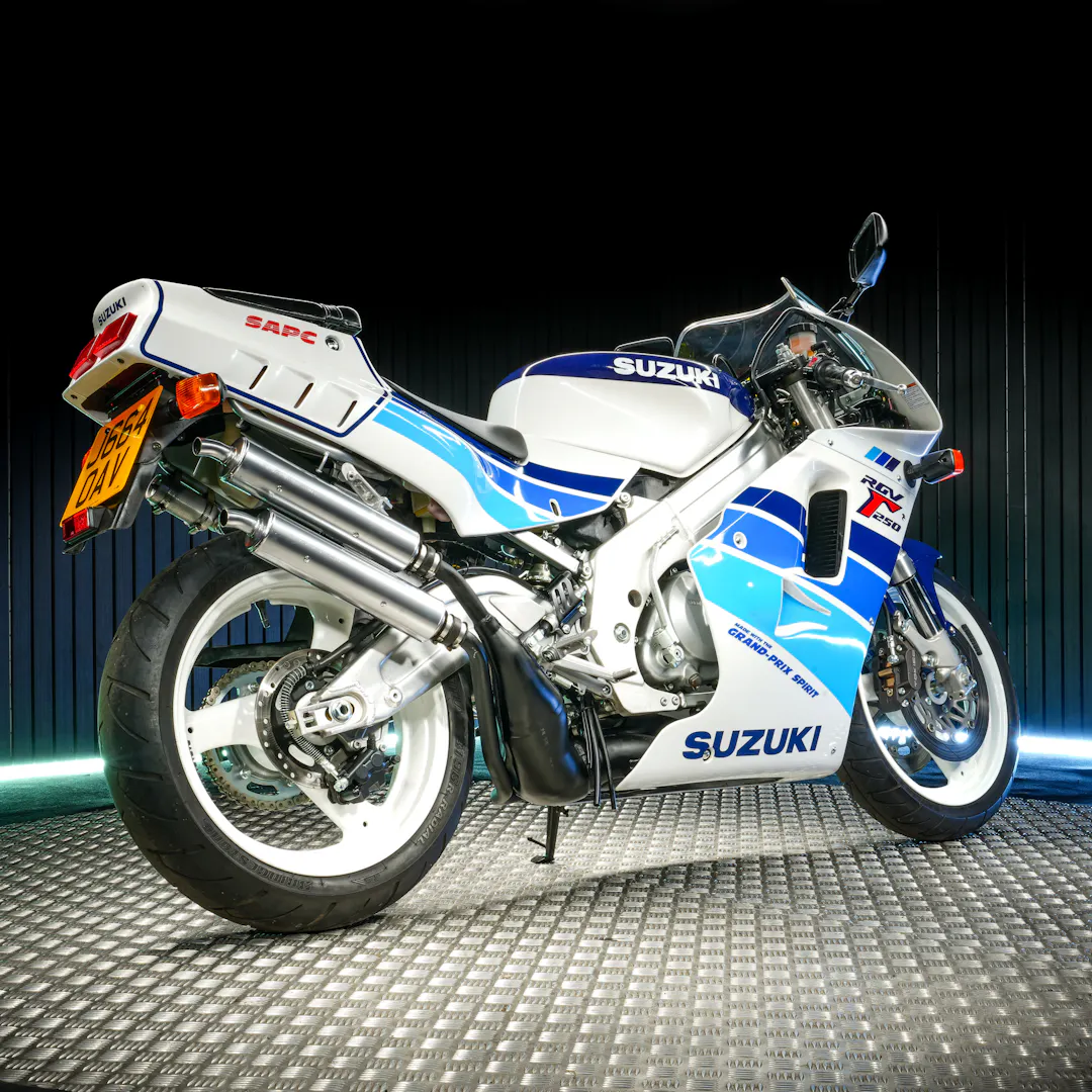 1991 Suzuki RGV 250 - LOW ODDS