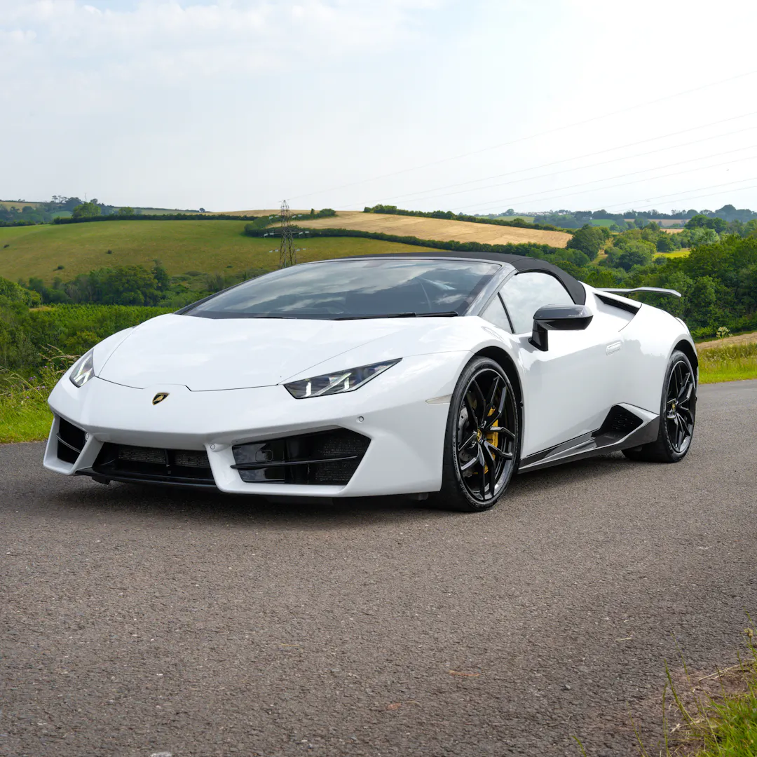 2017 Lamborghini Huracan Spyder + £5000 OR £125,000