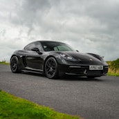 2017 PORSCHE 718 CAYMAN + £2,000