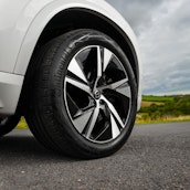 2023 VOLVO XC90 MHEV PLUS 7 SEATER + £2,000