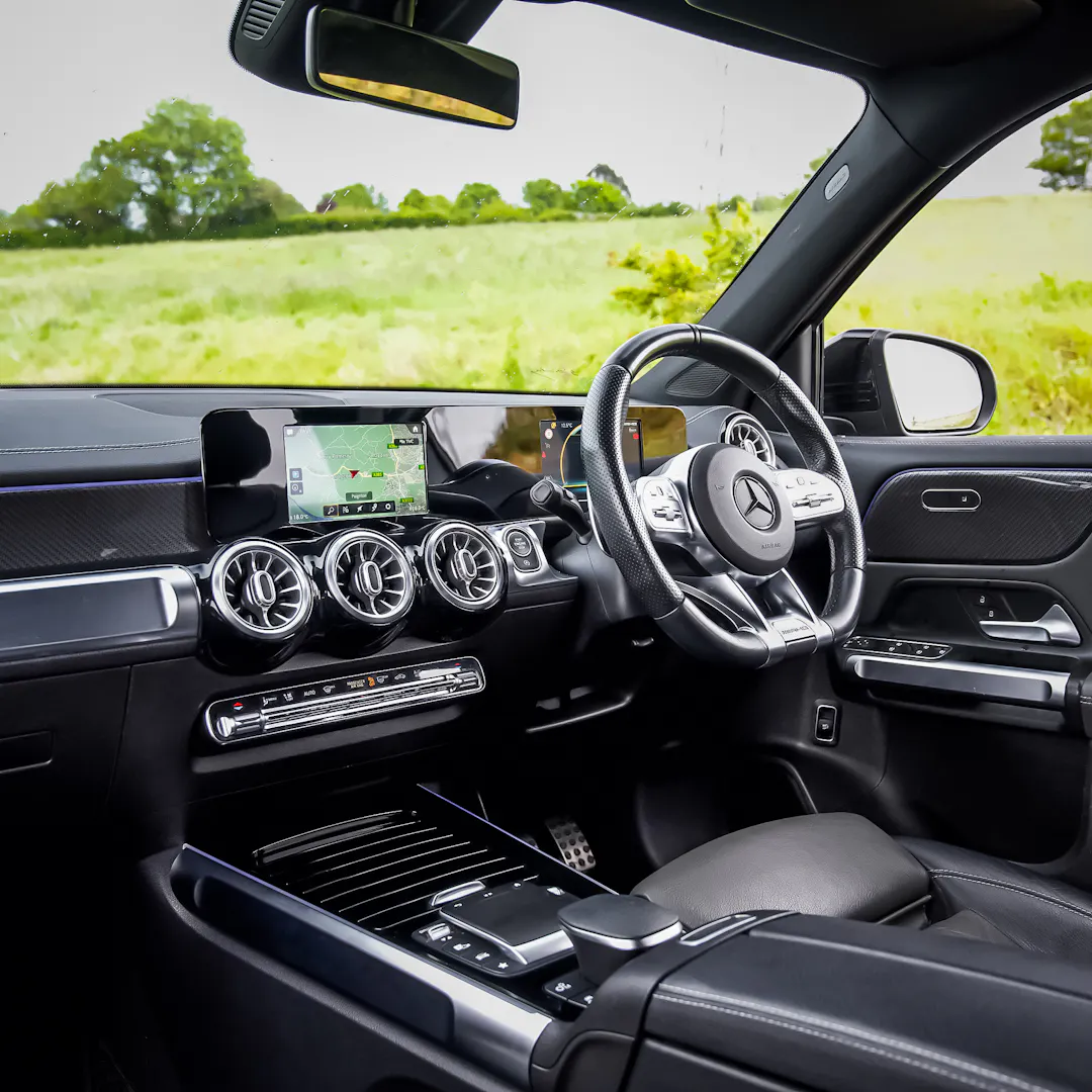2021 MERCEDES GLB35 AMG 4MATIC 7 SEATER + £2000