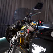 2020 TRIUMPH DAYTONA MOTO2 765 LIMITED EDITION gallery image